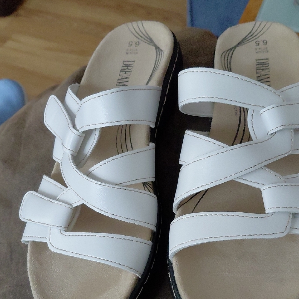 Sandles Size 6.5